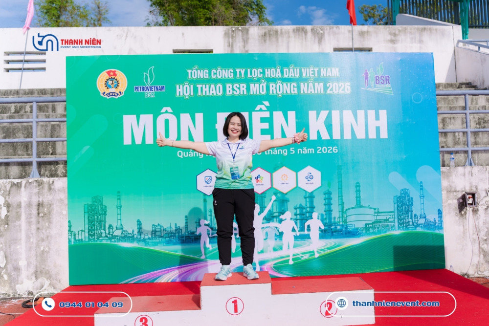 tổ chức hội khóa 20 năm