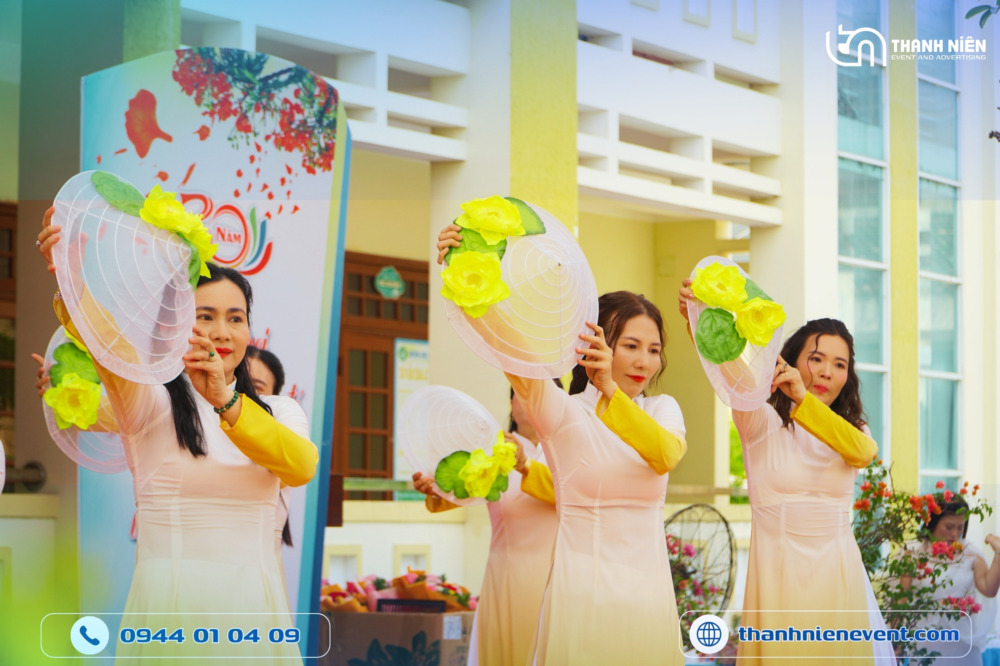 tổ chức hội khóa 30 năm