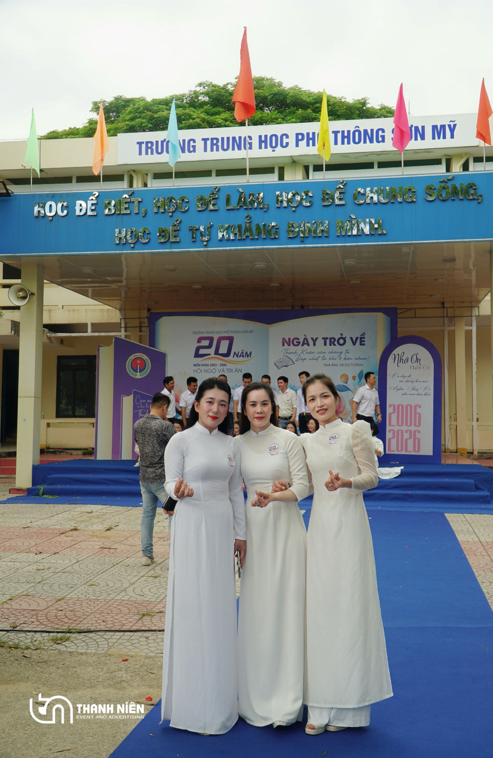 tổ chức hội khóa 20 năm