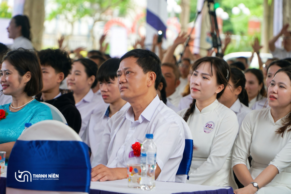 tổ chức hội khóa 20 năm