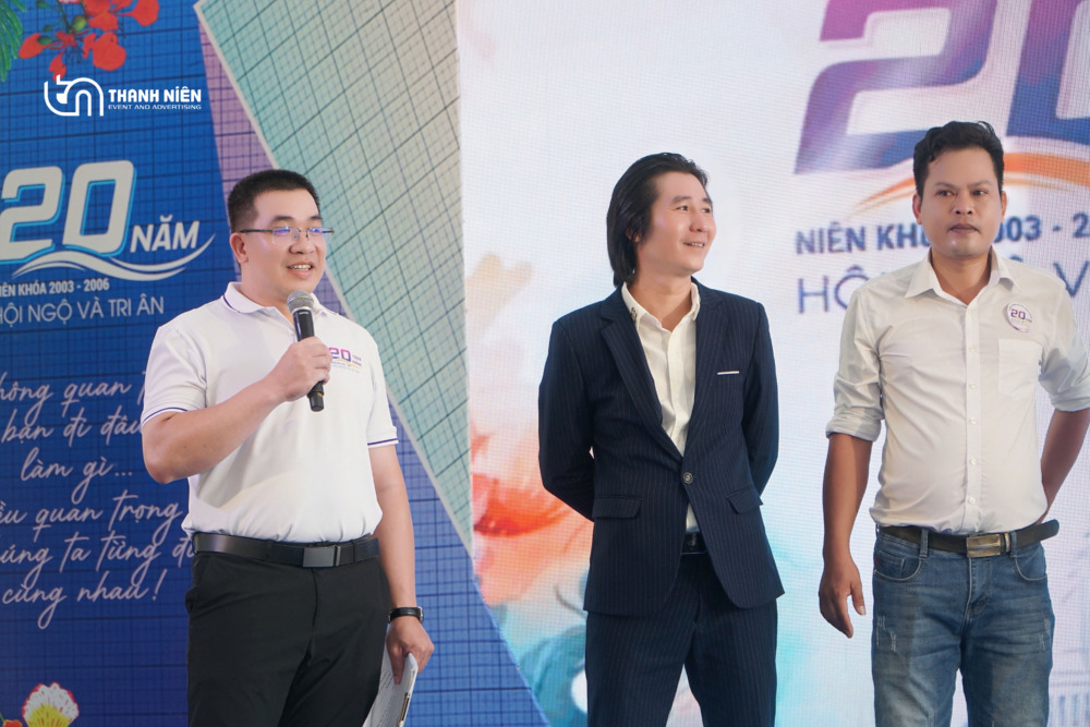 tổ chức hội khóa 20 năm