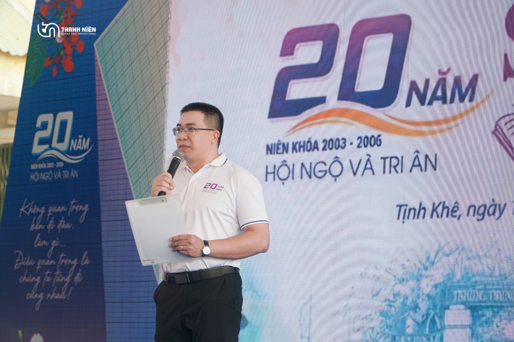 tổ chức hội khóa 20 năm
