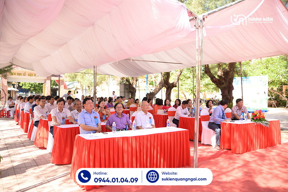tổ chức hội khóa 20 năm Không gian làm lễ ấm cúng, mát mẻ