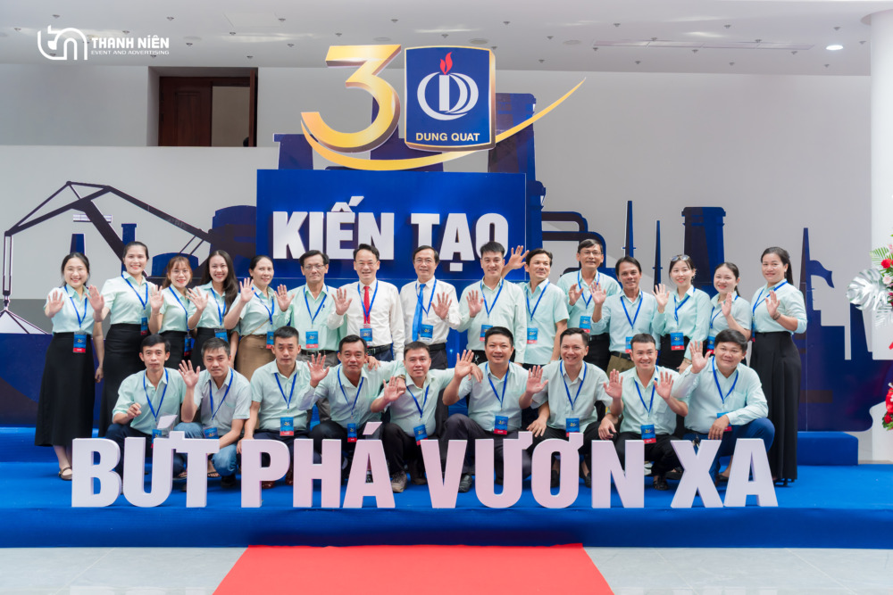 tổ chức sự kiện kỷ niệm 30 năm