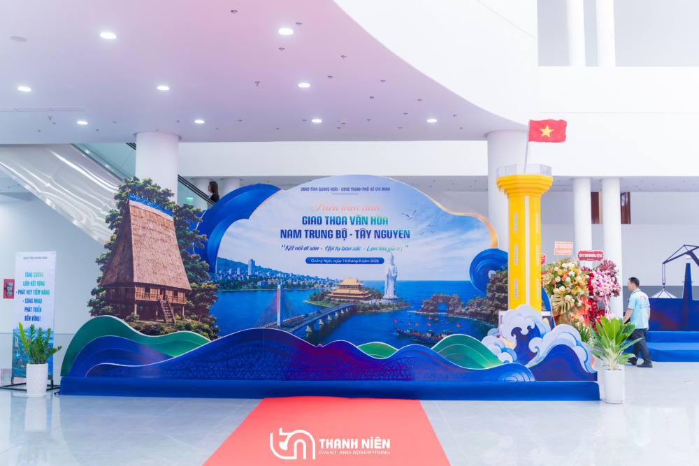 tổ chức sự kiện kỷ niệm 30 năm