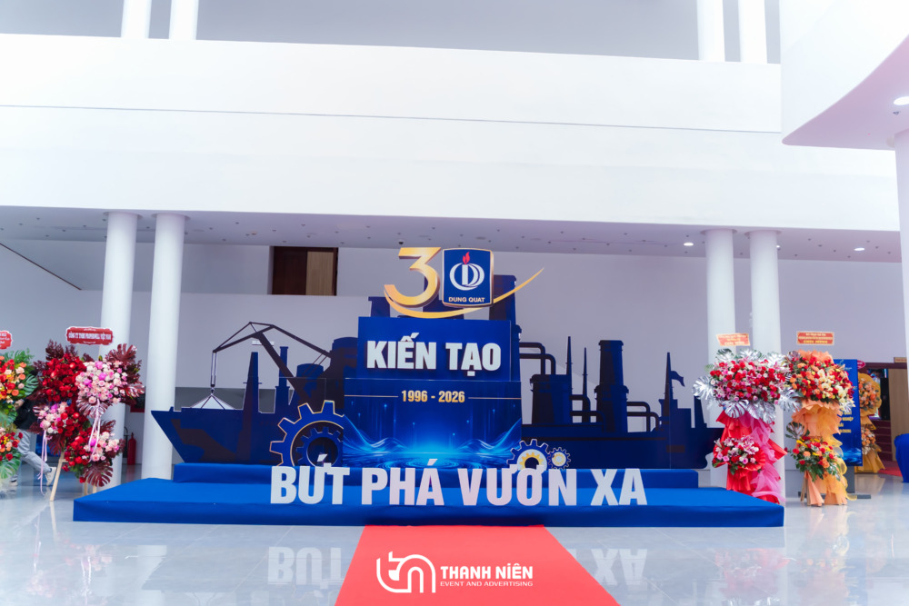 tổ chức sự kiện kỷ niệm 30 năm