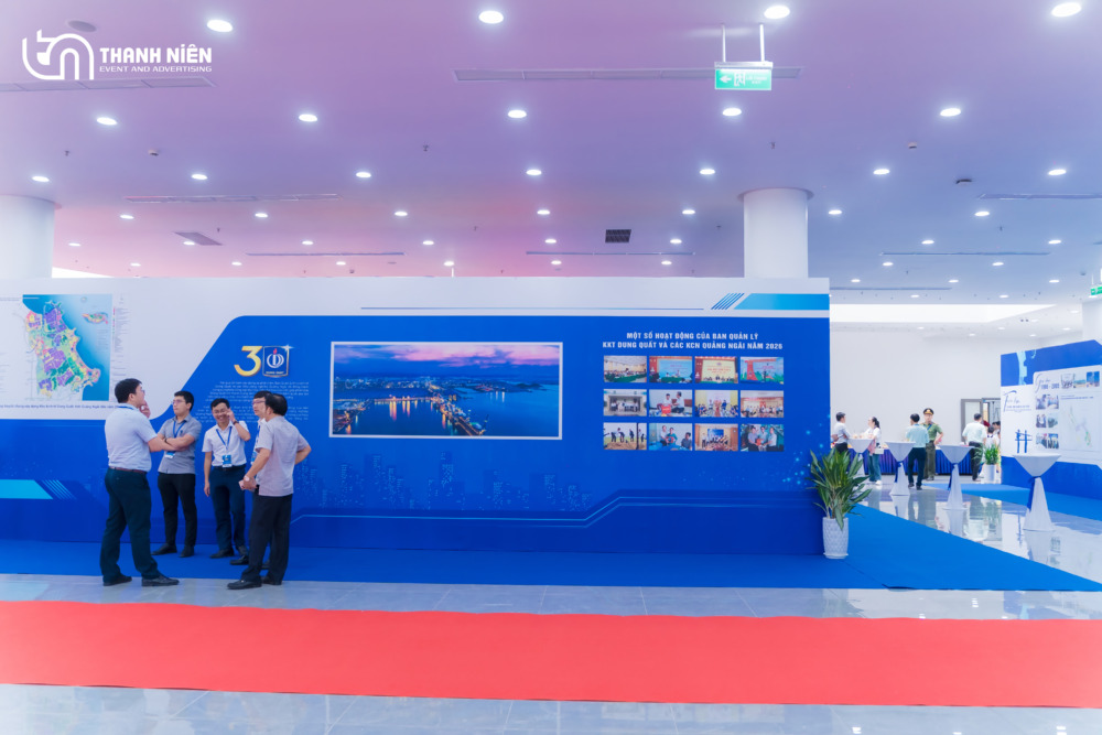 tổ chức sự kiện kỷ niệm 30 năm