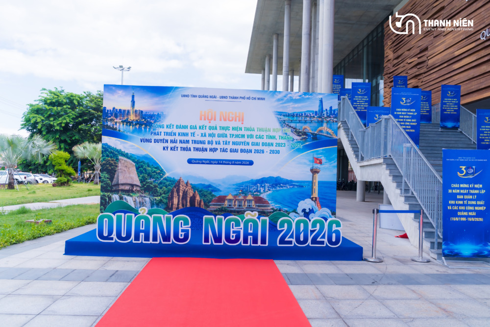 tổ chức sự kiện kỷ niệm 30 năm