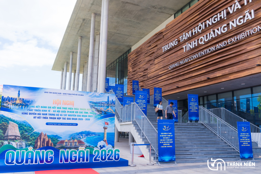 tổ chức sự kiện kỷ niệm 30 năm